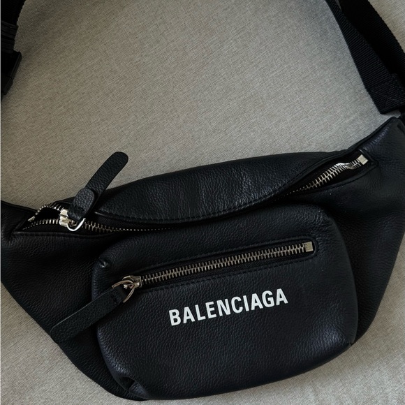 Balenciaga Black Leather Crossbody Bag - Picture 2 of 2